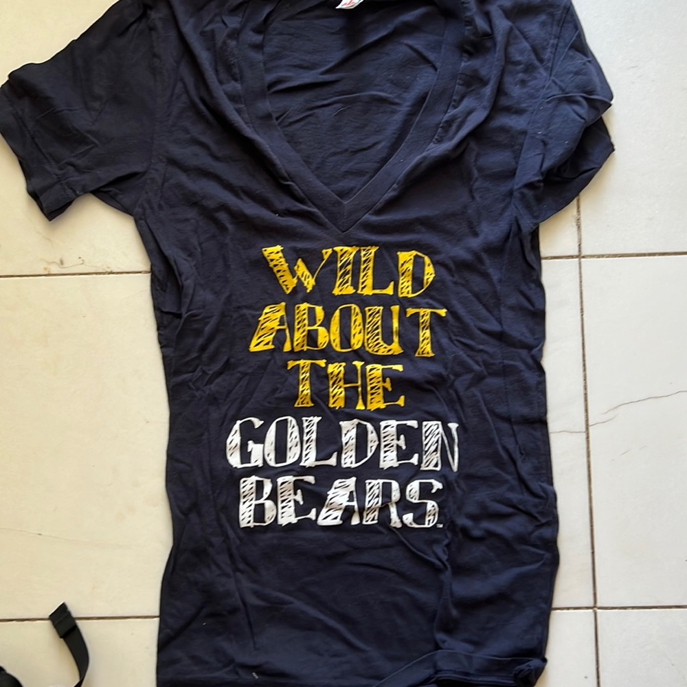 UC Berkeley tshirt
